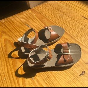 Sun-San unisex sandals size 10-toddler
